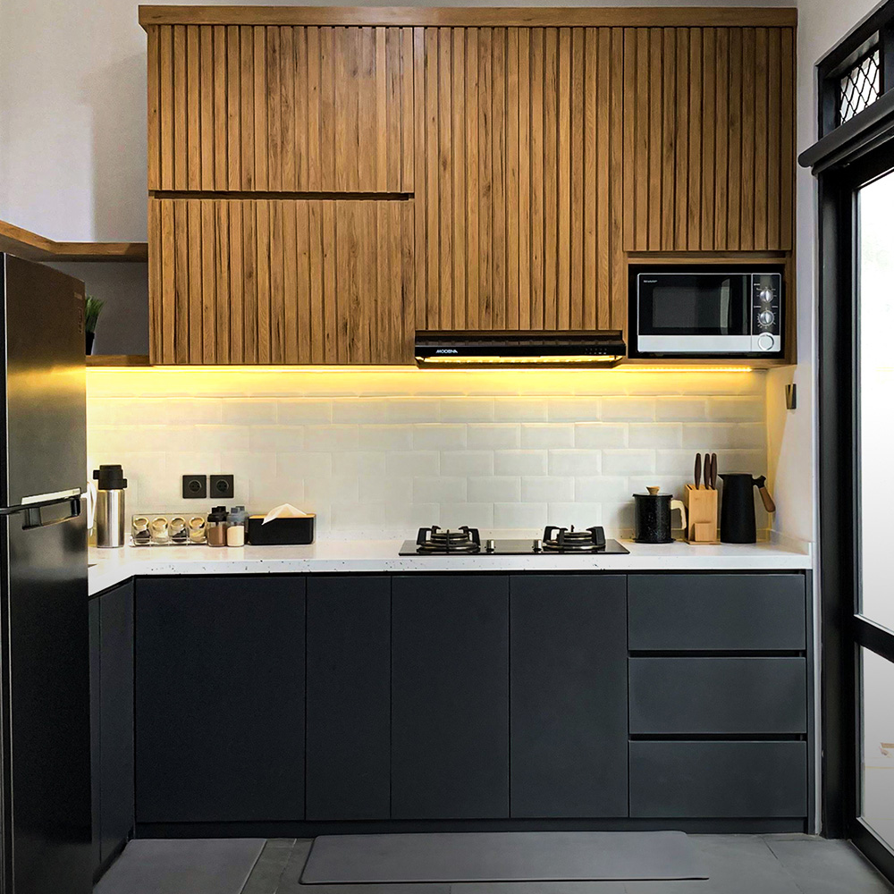 Custom Kitchen Set